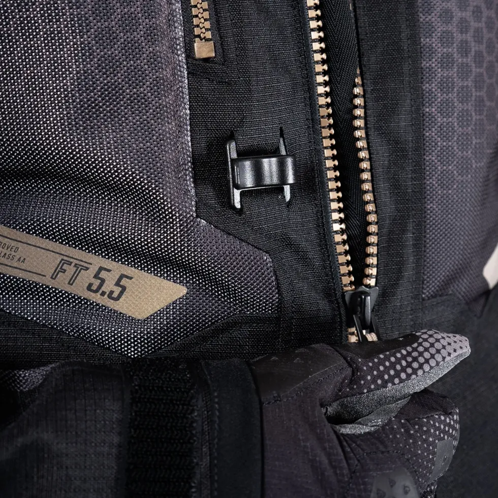 Leatt Jacka ADV FlowTour 5.5 Stealth Svart/Grå